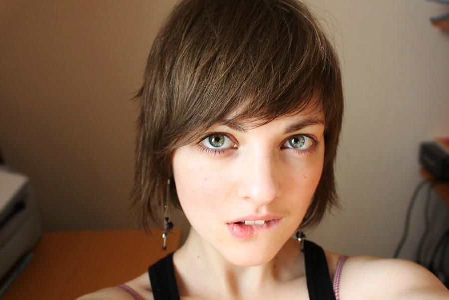 Brunette sweet petite girlfriend